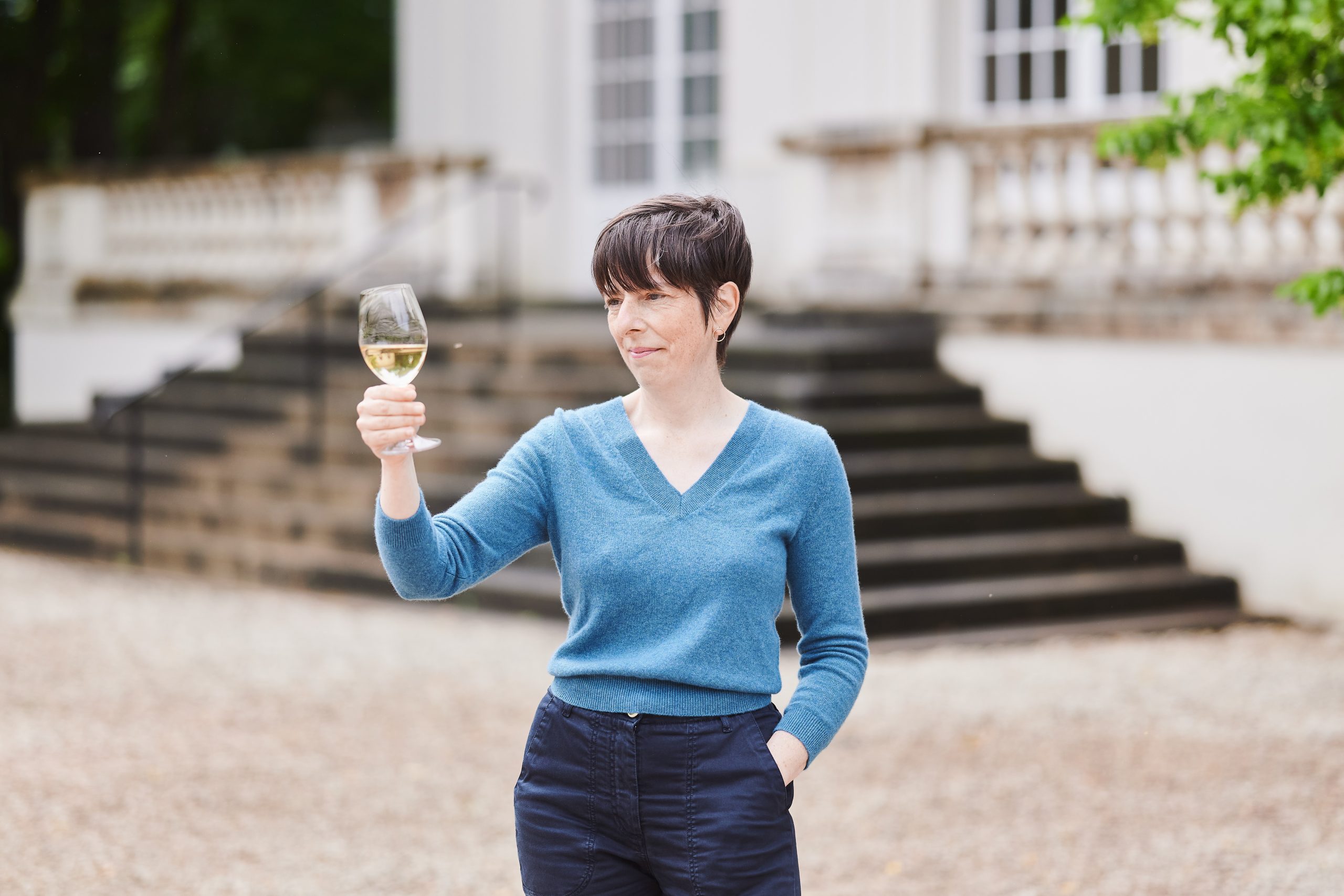 Sandrine Audegond en dégustation de vin